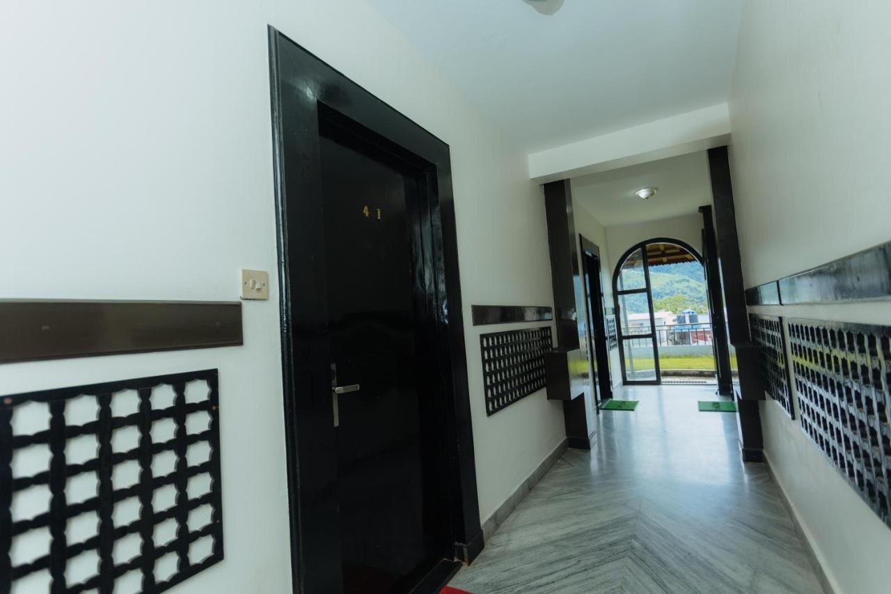 Hotel Tulsi Pokhara Kültér fotó