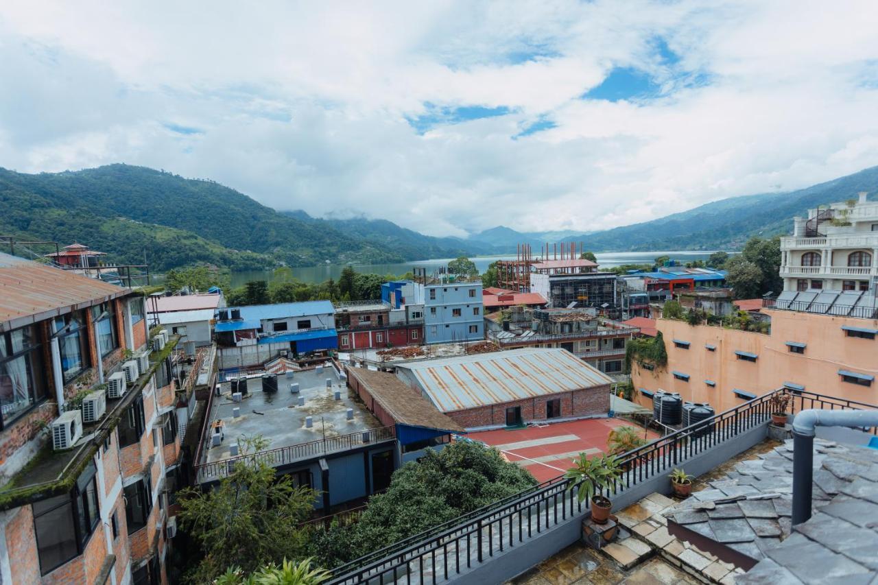 Hotel Tulsi Pokhara Kültér fotó