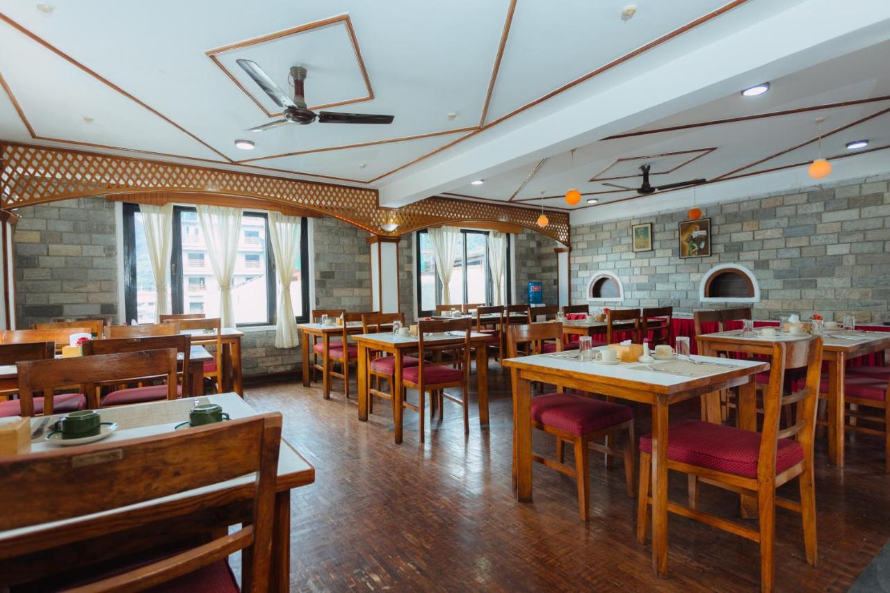 Hotel Tulsi Pokhara Kültér fotó