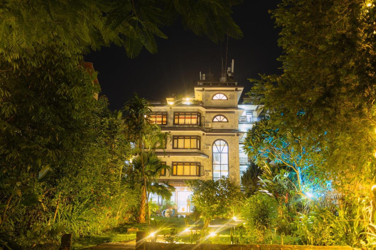 Hotel Tulsi Pokhara Kültér fotó