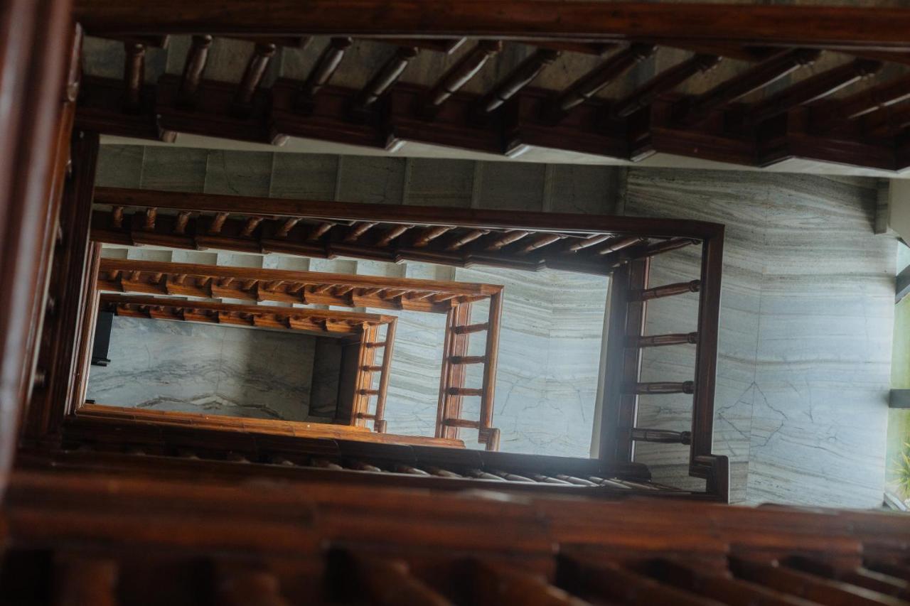 Hotel Tulsi Pokhara Kültér fotó